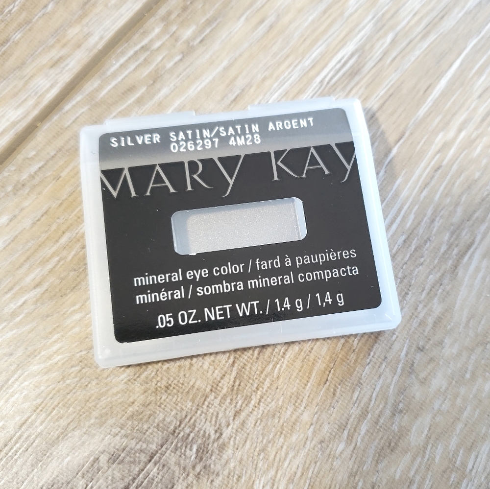 Set Of 2.  Silver Satin Mary Kay Mineral Eye Color & 1 Other Shade.